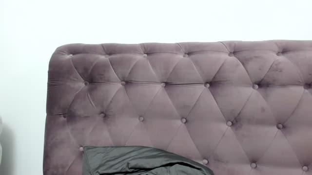 Gallery image thumbnail from Aeena's myfreecams stream on, 12/05/2022, 23:03 image 15 of 20