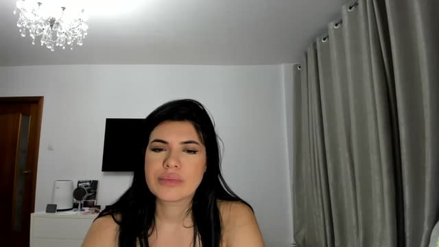Gallery image thumbnail from Aeena's myfreecams stream on, 11/23/2023, 23:09 image 16 of 20