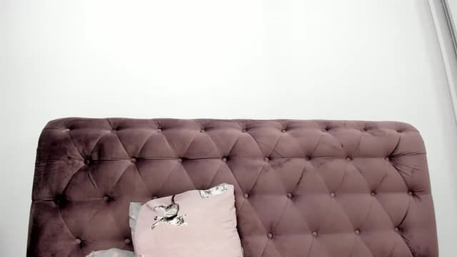 Gallery image thumbnail from Aeena's myfreecams stream on, 12/12/2023, 22:31 image 13 of 20
