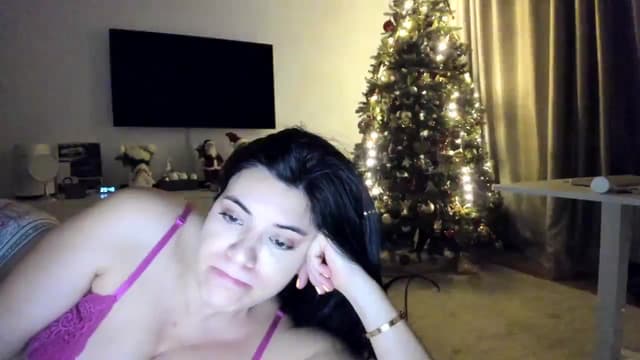 Gallery image thumbnail from Aeena's myfreecams stream on, 12/15/2023, 22:56 image 8 of 20
