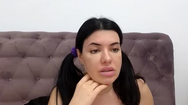 Gallery image thumbnail from Aeena's myfreecams stream on, 03/18/2024, 22:44 image 8 of 20