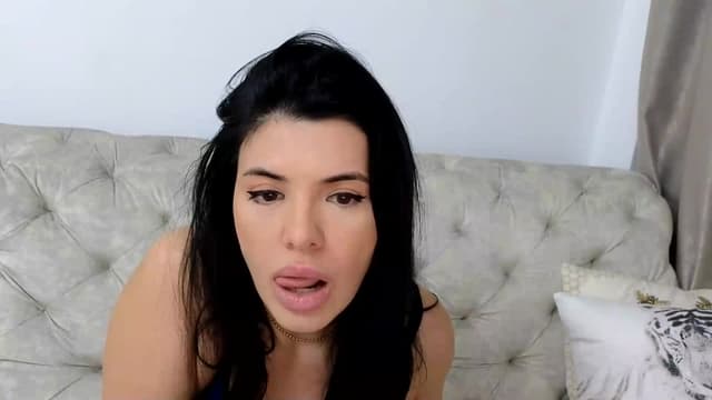 Gallery image thumbnail from Aeena's myfreecams stream on, 03/26/2024, 23:09 image 4 of 20