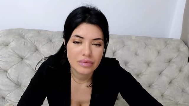 Gallery image thumbnail from Aeena's myfreecams stream on, 04/03/2024, 23:01 image 3 of 20