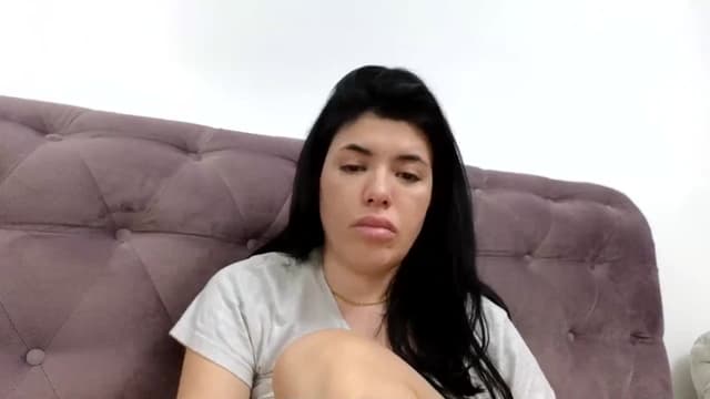 Gallery image thumbnail from Aeena's myfreecams stream on, 04/15/2024, 23:08 image 13 of 20