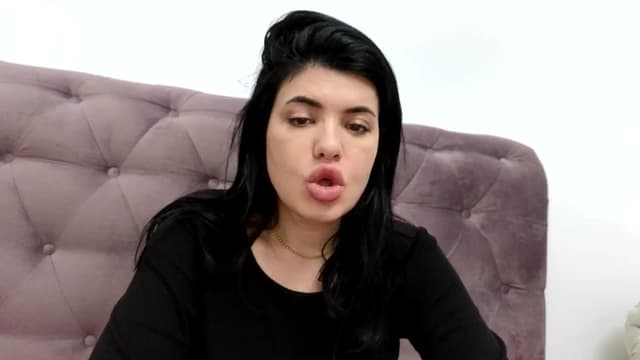 Gallery image thumbnail from Aeena's myfreecams stream on, 04/21/2024, 23:13 image 8 of 20