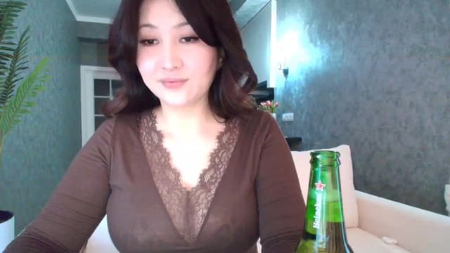 Gallery image thumbnail from Aelis's myfreecams stream on, 03/12/2026, 02:37 image 17 of 20