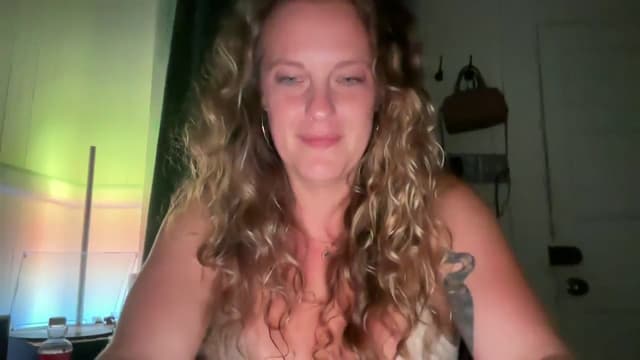 Gallery image thumbnail from Ailia's myfreecams stream on, 11/23/2024, 06:42 image 15 of 20