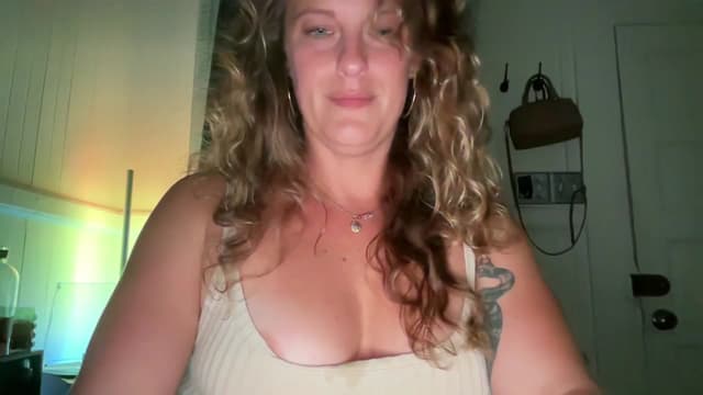 Gallery image thumbnail from Ailia's myfreecams stream on, 11/23/2024, 06:42 image 14 of 20