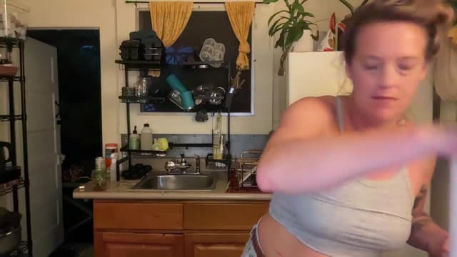 Gallery image thumbnail from Ailia's myfreecams stream on, 11/30/2024, 04:05 image 18 of 20