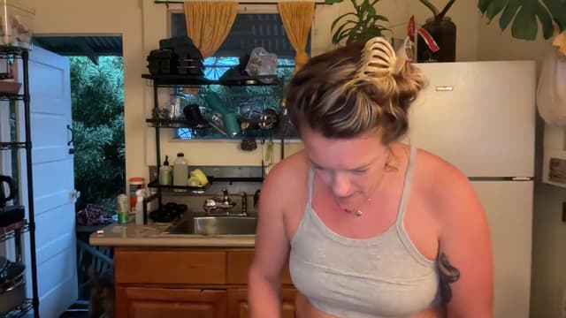 Gallery image thumbnail from Ailia's myfreecams stream on, 11/30/2024, 04:05 image 2 of 20
