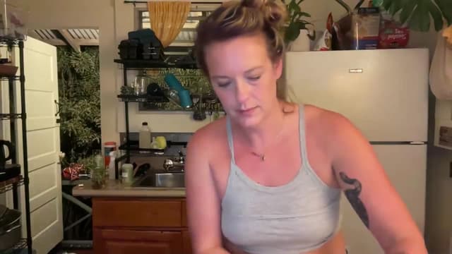 Gallery image thumbnail from Ailia's myfreecams stream on, 11/30/2024, 04:30 image 12 of 20