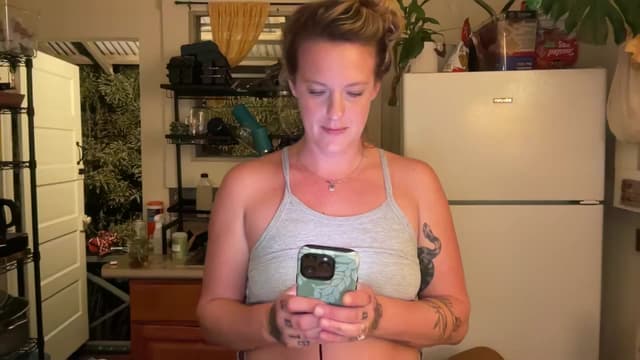 Gallery image thumbnail from Ailia's myfreecams stream on, 11/30/2024, 04:30 image 18 of 20