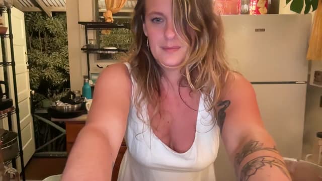 Gallery image thumbnail from Ailia's myfreecams stream on, 12/12/2024, 06:23 image 14 of 20