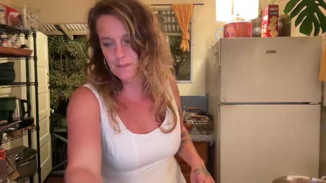 Gallery image thumbnail from Ailia's myfreecams stream on, 12/12/2024, 08:38 image 7 of 20