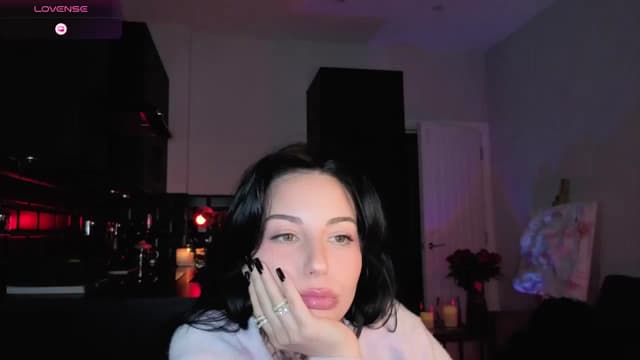 Gallery image thumbnail from Alice's myfreecams stream on, 01/26/2026, 09:27 image 16 of 20