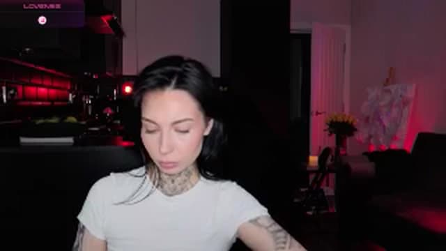Gallery image thumbnail from Alice's myfreecams stream on, 02/06/2026, 12:59 image 12 of 20