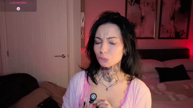 Gallery image thumbnail from Alice's myfreecams stream on, 02/16/2026, 08:07 image 10 of 20