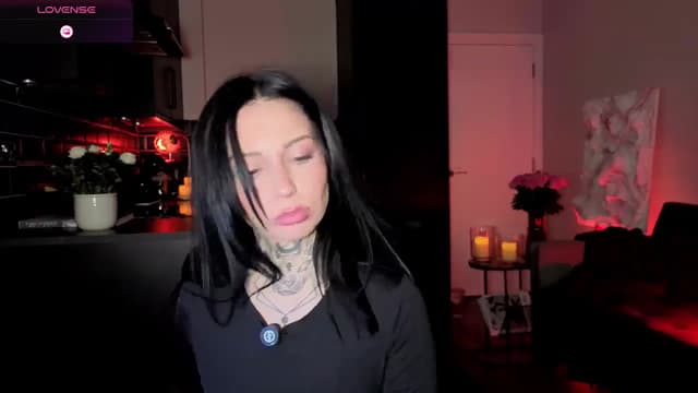 Gallery image thumbnail from Alice's myfreecams stream on, 03/23/2026, 03:27 image 15 of 20