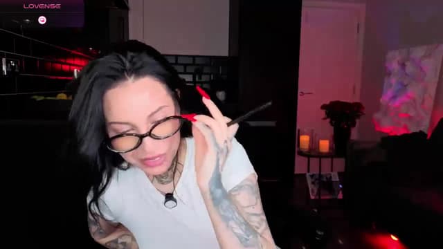 Gallery image thumbnail from Alice's myfreecams stream on, 04/25/2026, 09:31 image 3 of 20