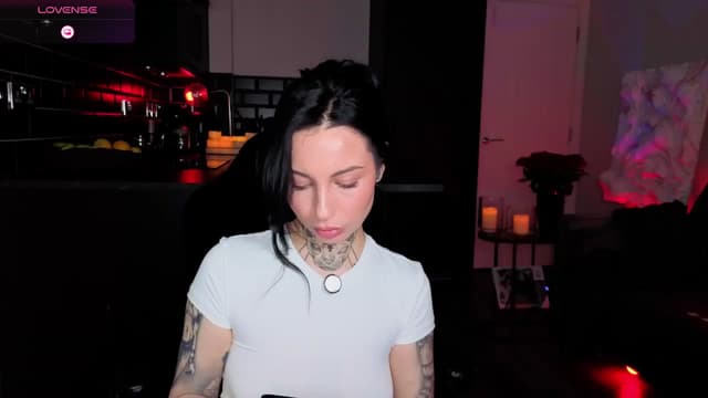 Gallery image thumbnail from Alice's myfreecams stream on, 04/25/2026, 09:31 image 14 of 20