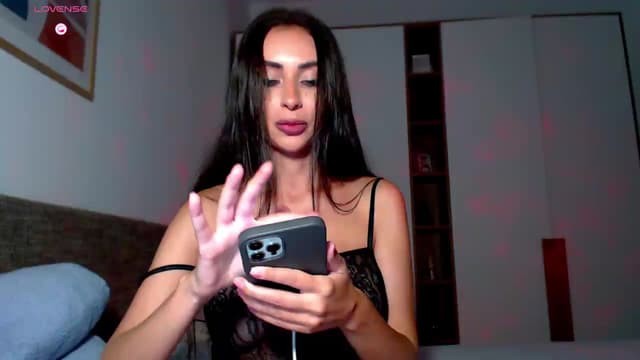 Gallery image thumbnail from Alli_'s myfreecams stream on, 07/10/2026, 14:14 image 19 of 20