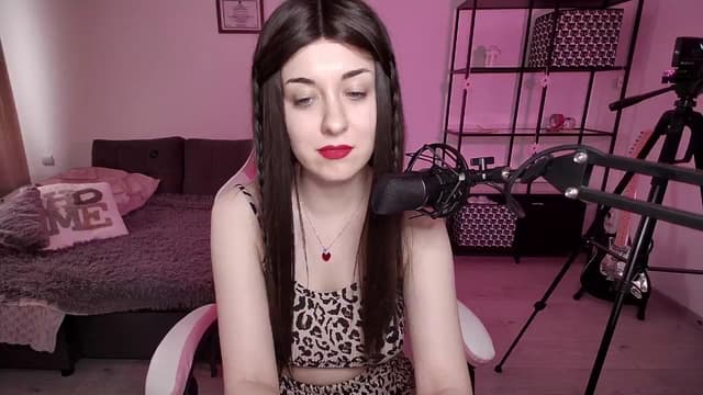 Gallery image thumbnail from Alora's myfreecams stream on, 07/16/2024, 17:08 image 8 of 20