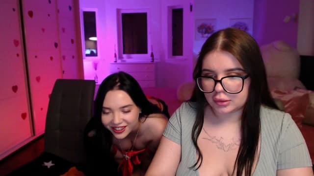 Gallery image thumbnail from Aluvi's myfreecams stream on, 08/20/2025, 13:02 image 5 of 20