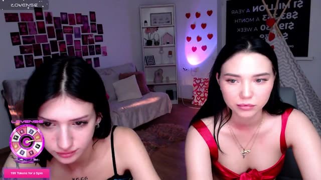 Gallery image thumbnail from Aluvi's myfreecams stream on, 08/20/2025, 16:54 image 11 of 20