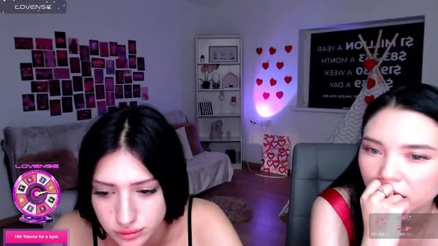 Gallery image thumbnail from Aluvi's myfreecams stream on, 08/20/2025, 16:54 image 1 of 20