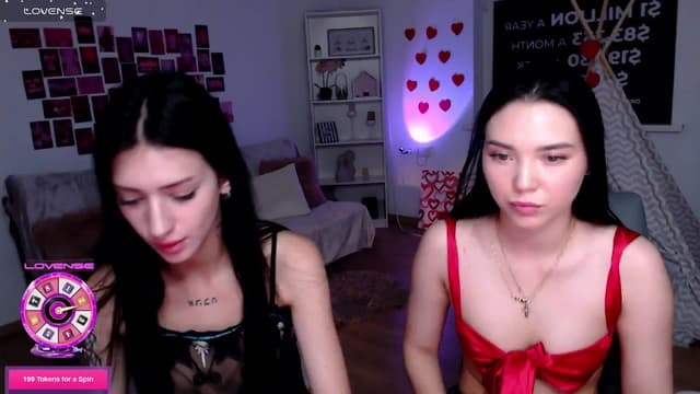 Gallery image thumbnail from Aluvi's myfreecams stream on, 08/20/2025, 16:54 image 8 of 20