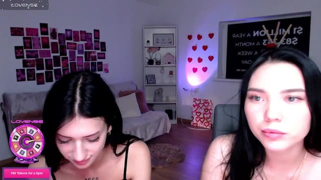 Gallery image thumbnail from Aluvi's myfreecams stream on, 08/20/2025, 16:54 image 6 of 20