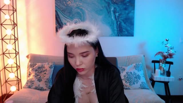 Gallery image thumbnail from Aluvi's myfreecams stream on, 08/25/2025, 10:43 image 2 of 20