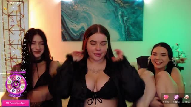 Gallery image thumbnail from Aluvi's myfreecams stream on, 08/28/2025, 11:17 image 1 of 20
