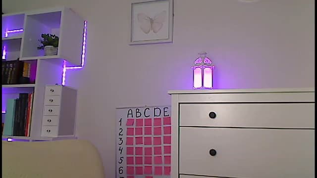 Gallery image thumbnail from Amiri's myfreecams stream on, 11/17/2022, 05:28 image 10 of 20