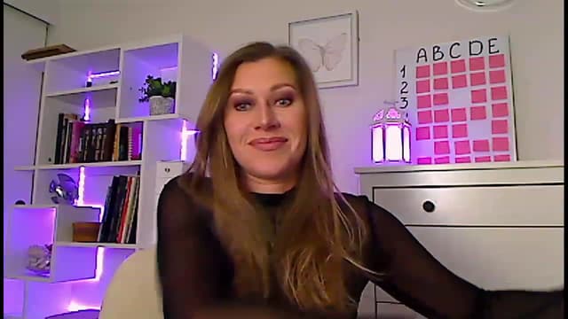 Gallery image thumbnail from Amiri's myfreecams stream on, 02/12/2023, 03:16 image 14 of 20