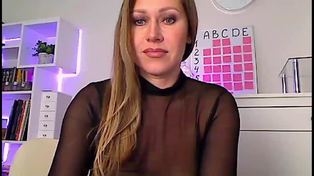 Gallery image thumbnail from Amiri's myfreecams stream on, 02/19/2023, 05:50 image 20 of 20