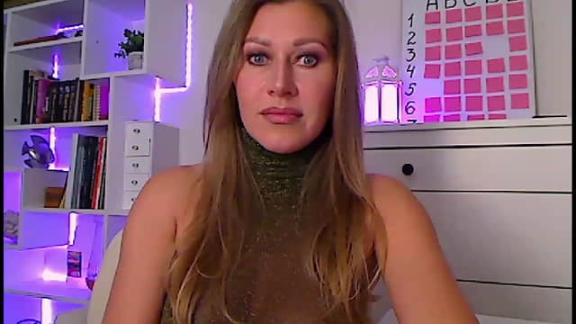 Gallery image thumbnail from Amiri's myfreecams stream on, 03/06/2023, 05:06 image 2 of 20