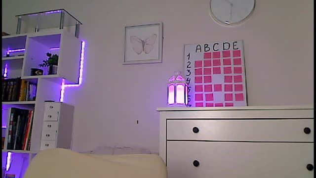 Gallery image thumbnail from Amiri's myfreecams stream on, 04/30/2023, 04:42 image 14 of 20