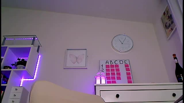 Gallery image thumbnail from Amiri's myfreecams stream on, 06/08/2023, 06:16 image 12 of 20