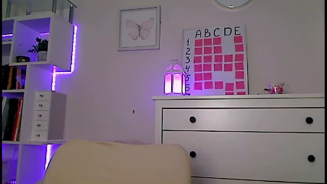 Gallery image thumbnail from Amiri's myfreecams stream on, 06/08/2023, 06:16 image 10 of 20