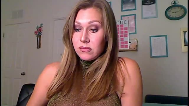 Gallery image thumbnail from Amiri's myfreecams stream on, 10/19/2023, 03:17 image 13 of 20