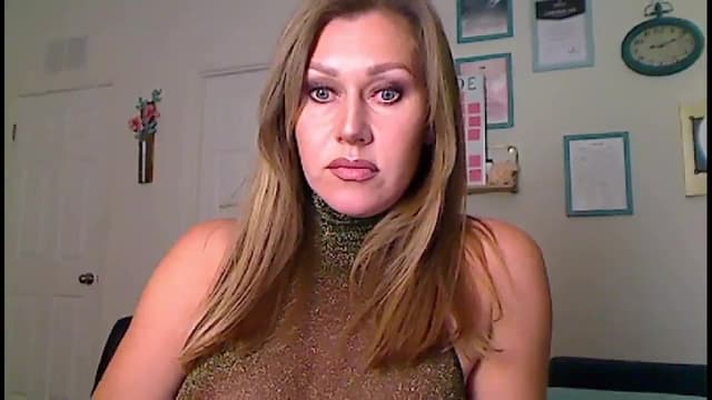 Gallery image thumbnail from Amiri's myfreecams stream on, 10/19/2023, 03:17 image 11 of 20
