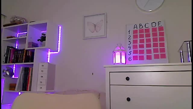 Gallery image thumbnail from Amiri's myfreecams stream on, 11/13/2023, 03:53 image 13 of 20