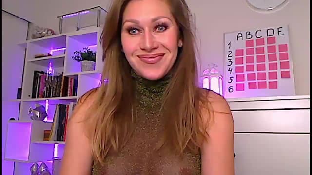 Gallery image thumbnail from Amiri's myfreecams stream on, 12/28/2023, 04:30 image 4 of 20