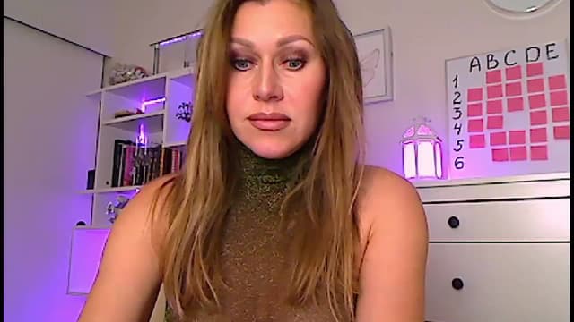 Gallery image thumbnail from Amiri's myfreecams stream on, 12/28/2023, 05:21 image 1 of 20