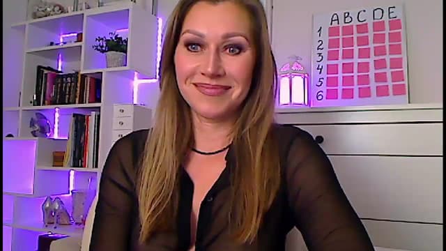 Gallery image thumbnail from Amiri's myfreecams stream on, 01/20/2024, 04:58 image 1 of 20