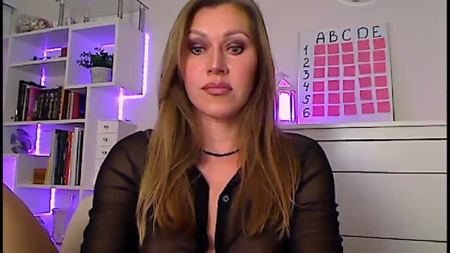 Gallery image thumbnail from Amiri's myfreecams stream on, 01/20/2024, 04:58 image 5 of 20