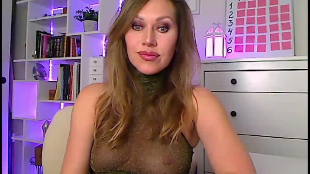 Gallery image thumbnail from Amiri's myfreecams stream on, 02/03/2024, 06:32 image 5 of 20