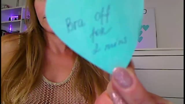 Gallery image thumbnail from Amiri's myfreecams stream on, 05/31/2024, 03:57 image 10 of 20
