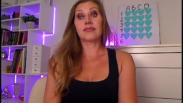 Gallery image thumbnail from Amiri's myfreecams stream on, 06/13/2024, 02:52 image 14 of 20